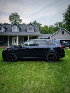 2019 Kia Sorento S