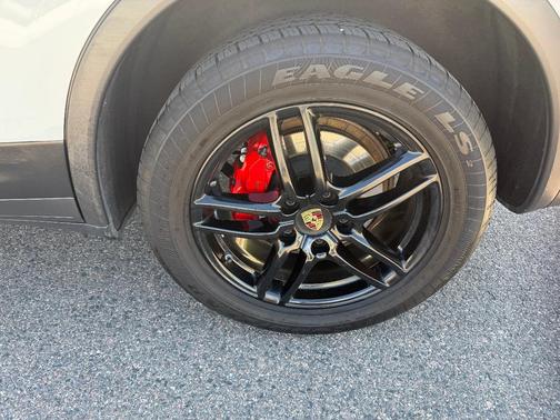White 2016 Porsche Cayenne Cayenne S