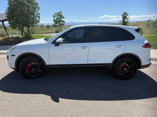 White 2016 Porsche Cayenne Cayenne S