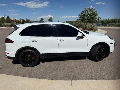 White 2016 Porsche Cayenne Cayenne S