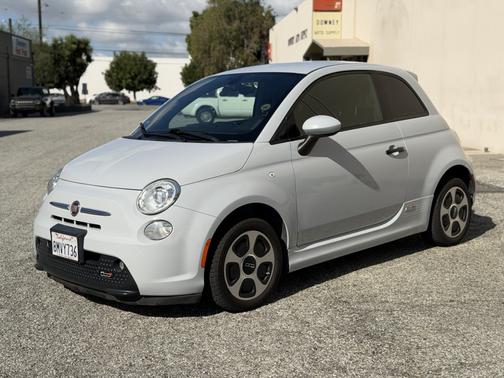 2016 FIAT 500e Battery Electric