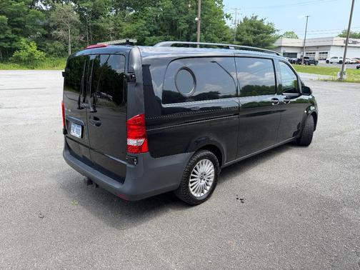 Black 2021 Mercedes-Benz Metris Base