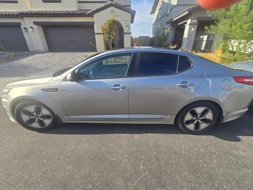 Silver 2013 Kia Optima Hybrid EX