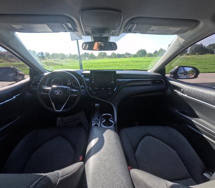 2021 Toyota Camry Hybrid LE