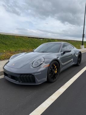 2025 Porsche 911 911 Carrera 4 GTS