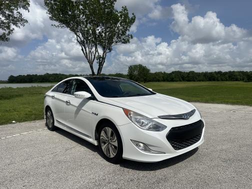 2015 Hyundai SONATA Hybrid Limited