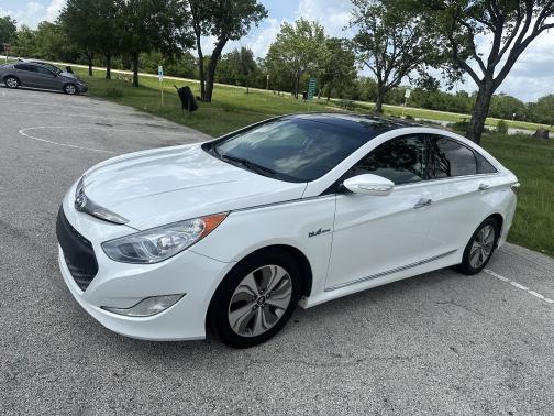 2015 Hyundai SONATA Hybrid Limited