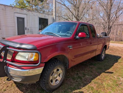 2002 Ford F-150 XLT SuperCab