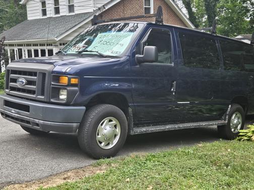 2011 Ford E350 Super Duty Work Van