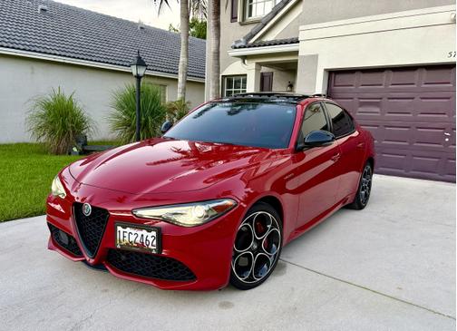 2022 Alfa Romeo Giulia Veloce