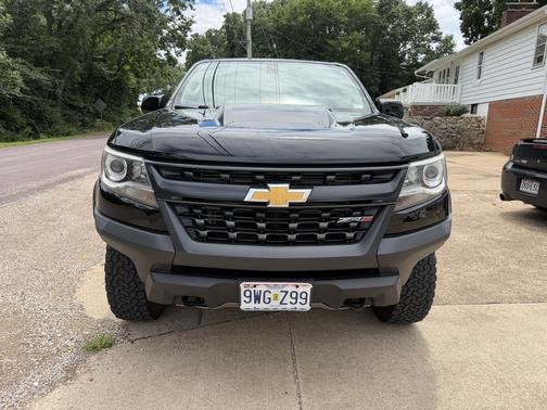 Black 2018 Chevrolet Colorado ZR2