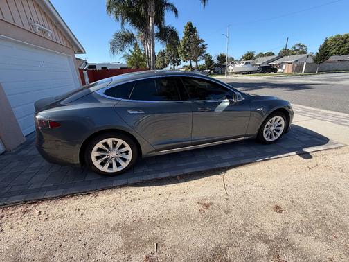 Gray 2013 Tesla Model S Base