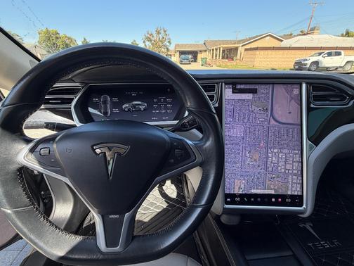 Gray 2013 Tesla Model S Base