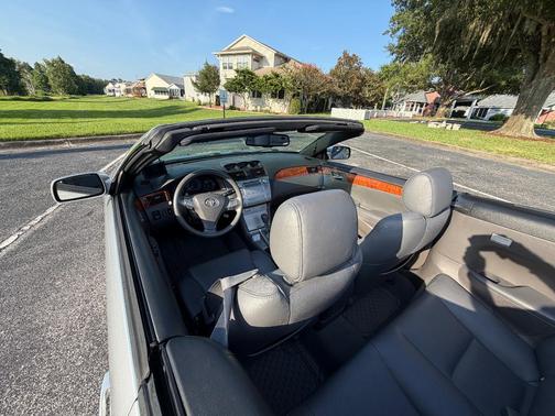 Silver 2008 Toyota Camry Solara SLE