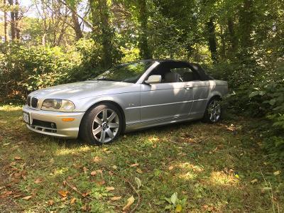 Silver 2002 BMW 325 Cic