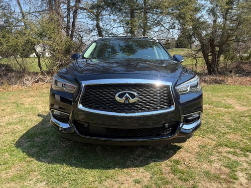 2019 INFINITI QX60 LUXE