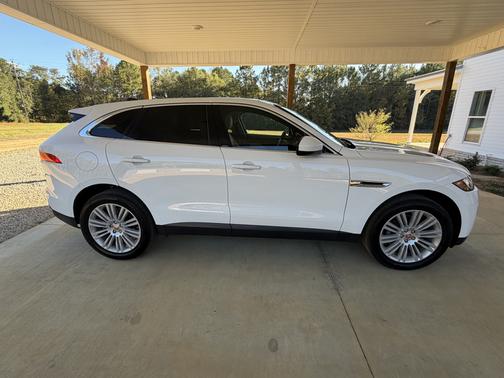White 2020 Jaguar F-PACE 25t Premium