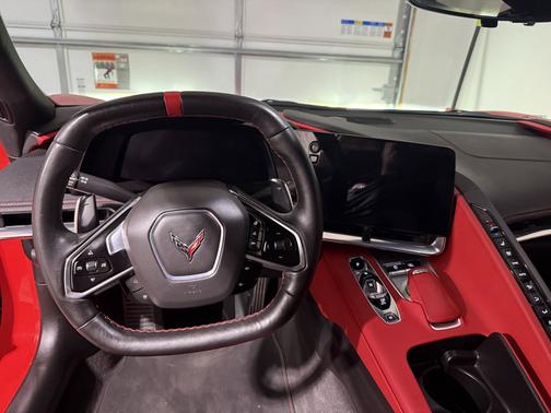 Red 2020 Chevrolet Corvette Stingray w/2LT