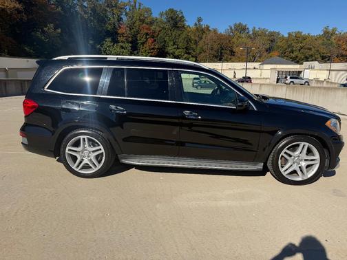 Black 2014 Mercedes-Benz GL-Class GL 550 4MATIC