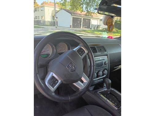 White 2012 Dodge Challenger SXT
