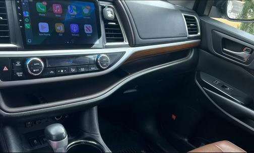 2019 Toyota Highlander Hybrid Limited Platinum