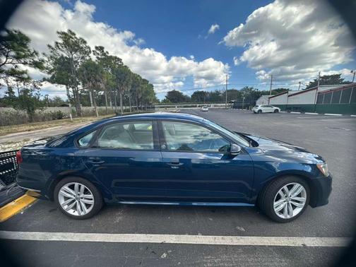 2019 Volkswagen Passat 2.0T Wolfsburg Edition