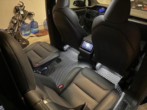 Blue 2022 Tesla Model X Plaid