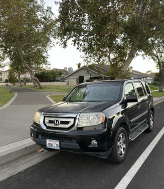 Black 2011 Honda Pilot Touring
