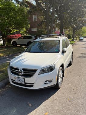 2011 Volkswagen Tiguan SEL