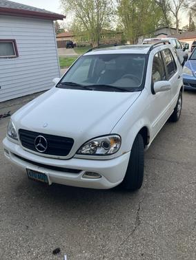 White 2003 Mercedes-Benz M-Class ML320 4MATIC