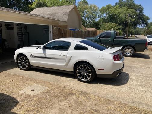 2012 Ford Mustang GT Premium