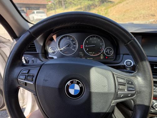 2013 BMW 528 i xDrive