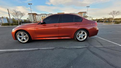 2018 BMW 330 i