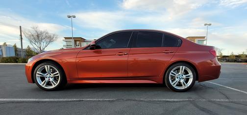 2018 BMW 330 i