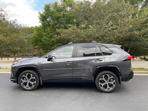 2024 Toyota RAV4 Prime XSE