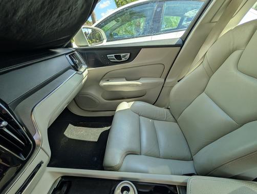 2021 Volvo S60 T5 Inscription