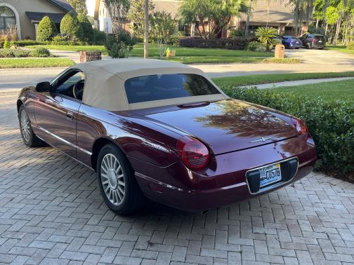 2004 Ford Thunderbird Deluxe
