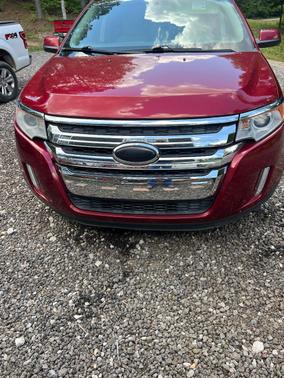 Red 2013 Ford Edge SEL