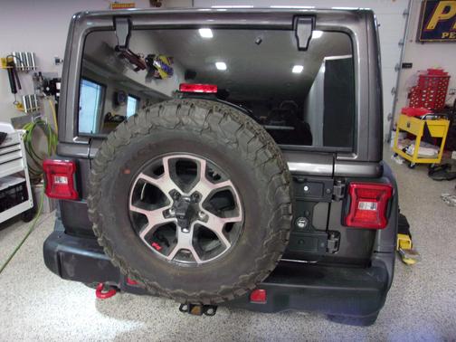 Gray 2019 Jeep Wrangler Unlimited Rubicon