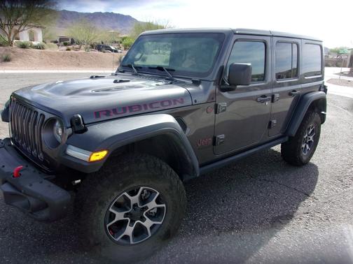 Gray 2019 Jeep Wrangler Unlimited Rubicon