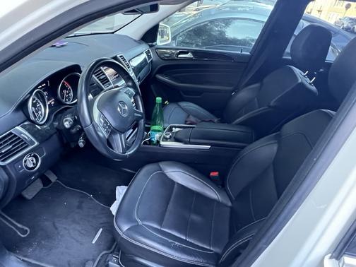 2013 Mercedes-Benz M-Class ML 550 4MATIC