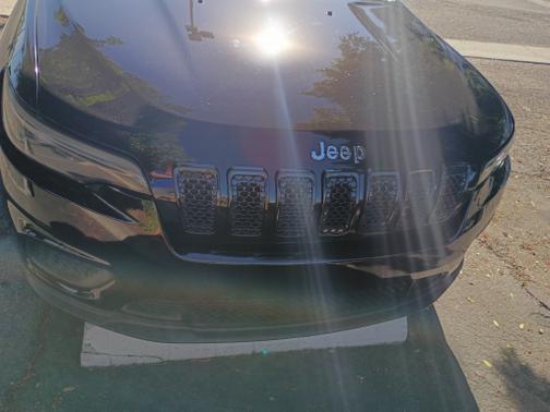 Black 2020 Jeep Cherokee Latitude
