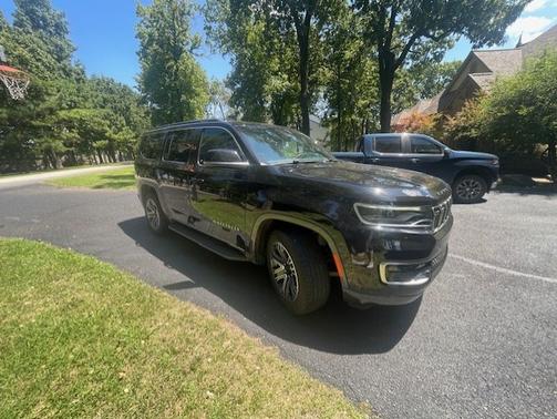 2022 Jeep Wagoneer Series III