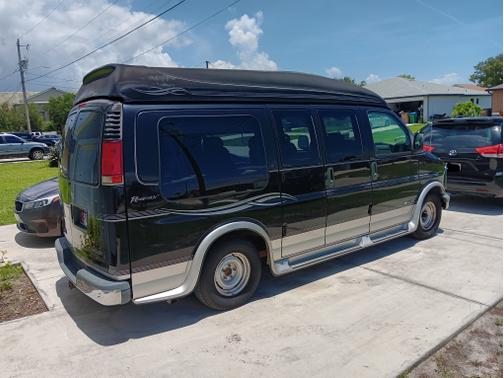 1998 Chevrolet Express 1500 Base