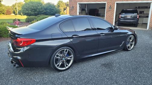 Gray 2018 BMW M550 i xDrive