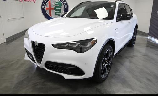 2018 Alfa Romeo Stelvio Ti