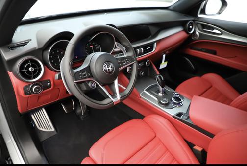 2018 Alfa Romeo Stelvio Ti