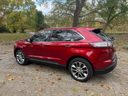 2016 Ford Edge Titanium