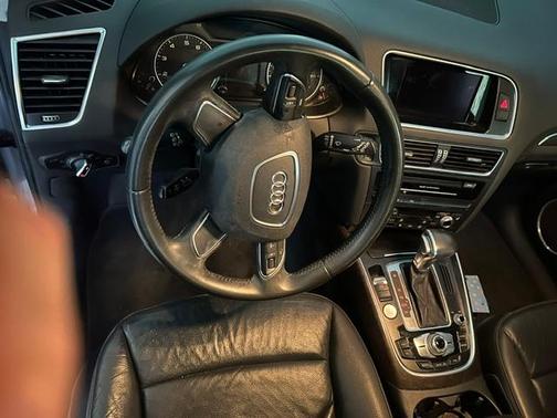Silver 2016 Audi Q5 2.0T Premium Plus