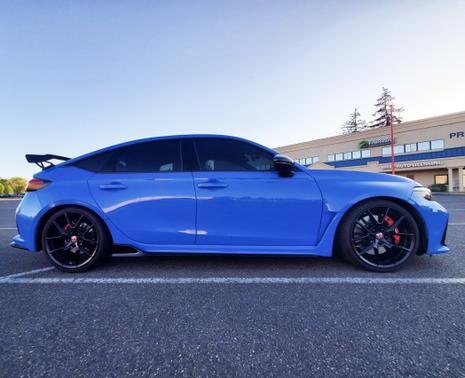 2023 Honda Civic Type R Base